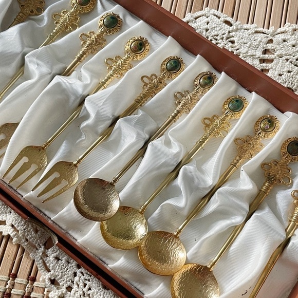 RARE Ornate Gold Hammered Miniature Tea Spoon Fork Utensil Appetizer Set - Picture 2 of 9
